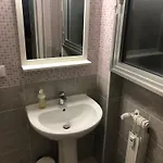 Novoli בית הארחה 3*